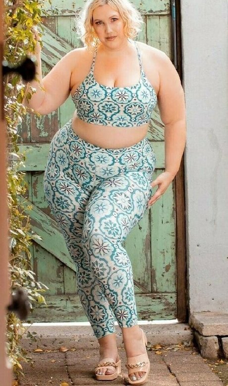 Cc Sincere ポルノスター 独占 写真