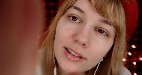 OnlyFansについて話す アダルト 画像