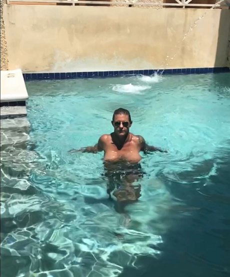 VixenActual ヌードモデル ギャラリー