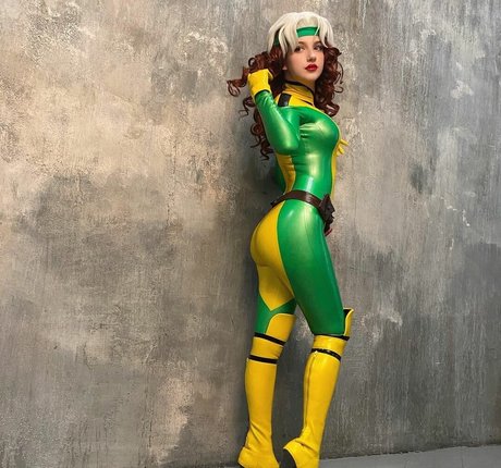 コスプレファックOnlyFans アート裸 アーカイブ