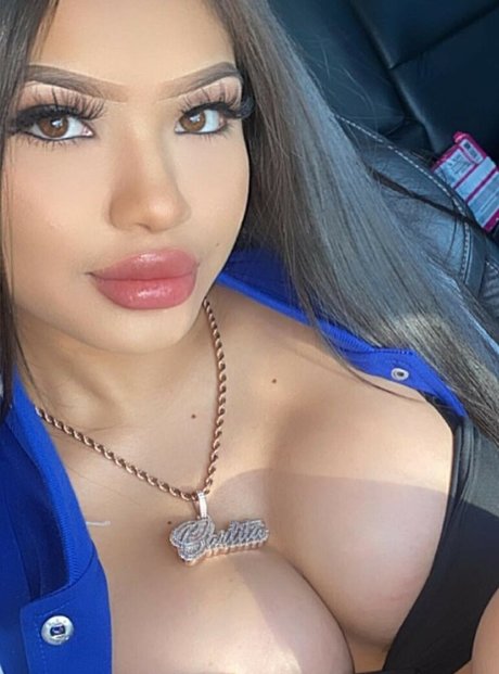 Carlita Silvestre 高品質女優 写真