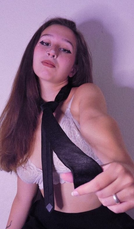 Tsuki Chan エロティックなスター アーカイブ