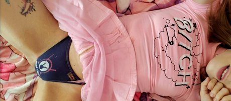 ニューハーフ巨乳OnlyFans エロチック 写真