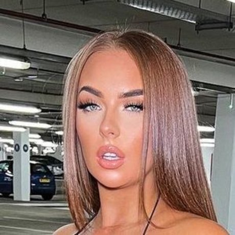 Demi Jones 無料スター 写真