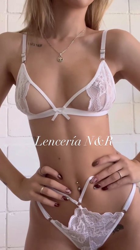 Agus Digri ポルノスター 写真