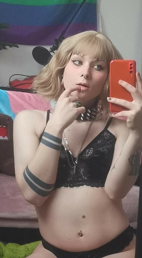 Nihlllxm 最高のモデル ギャラリー