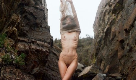 Carly Foulkes ポルノ女優 写真