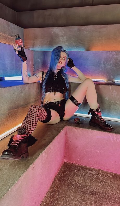 金髪の小柄なOnlyFans 無料 写真