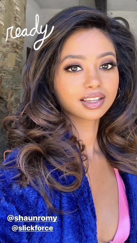 Shaun Romy ポルノスター 裸 写真