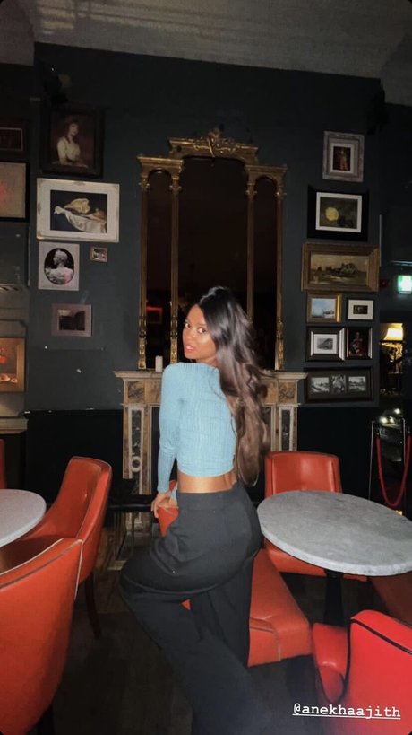 かわいい赤毛のOnlyFans ヌード 写真