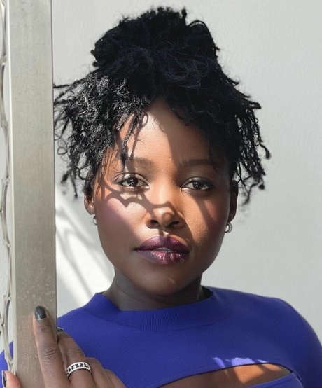 Lupita Nyong o ヌードのポルノスター 写真