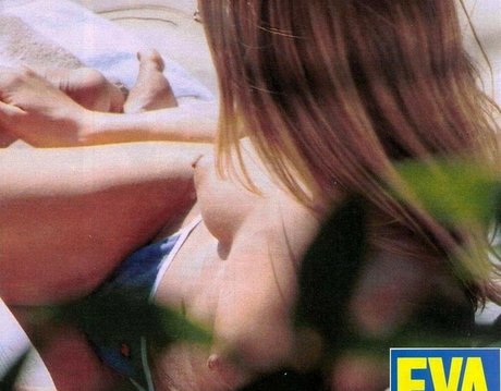 Jennifer Anniston ヌード女優 写真