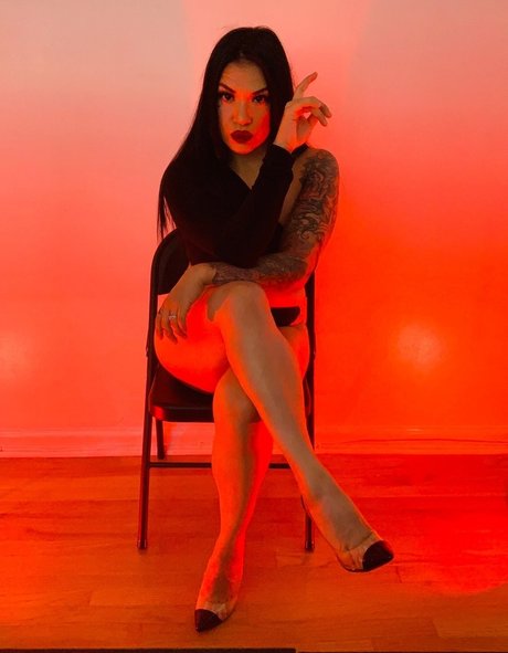 Shaul Guerrero 高品質のポルノスター 画像