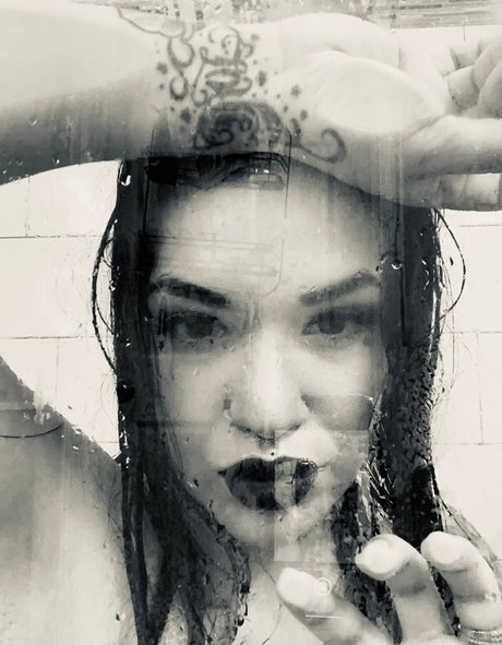 Shaul Guerrero ポルノスター ホット アーカイブ