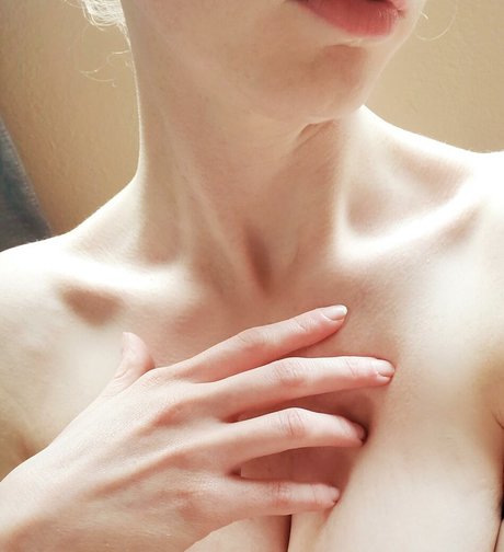 Tasty tart123 アダルトモデル 画像