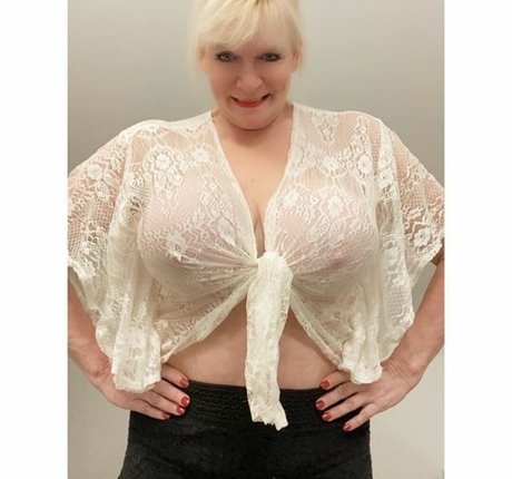 Sandie Lee エロティック女優 写真