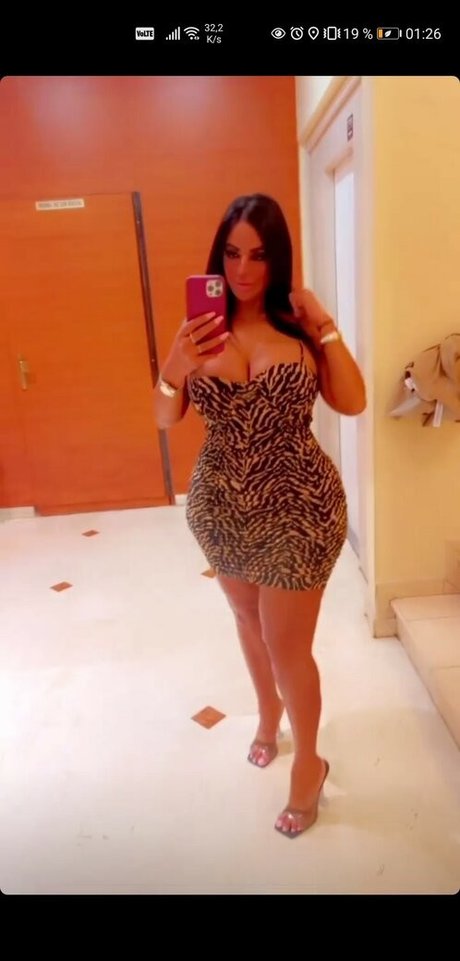 Amilita93 エロティック女優 ギャラリー