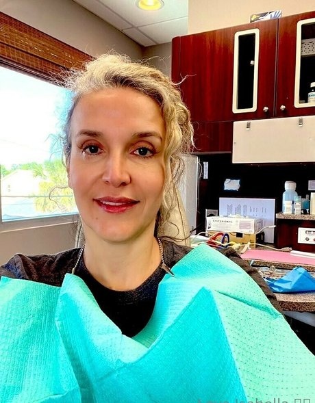 Isabella Del Rio かわいいポルノスター 写真