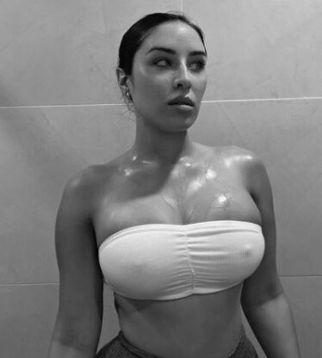 母娘オンリーファン 美しい裸 写真