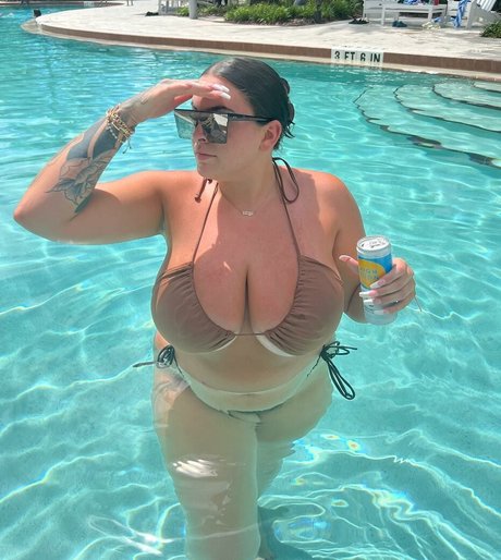 Savannah Brooke 無料モデル 画像