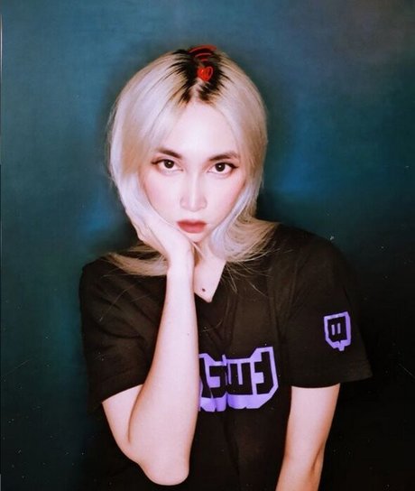 facedwithfate ヌードのポルノスター アーカイブ