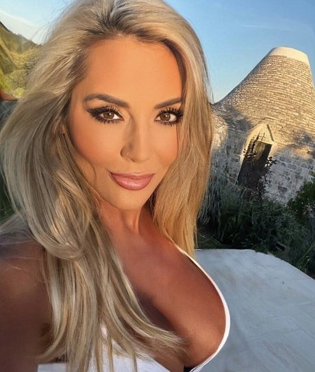 Lenka Dragounova ヌードのポルノスター アーカイブ