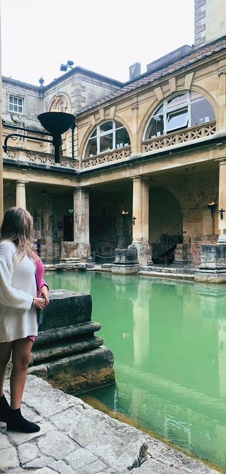 アジアの女性支配OnlyFans ヌード 画像