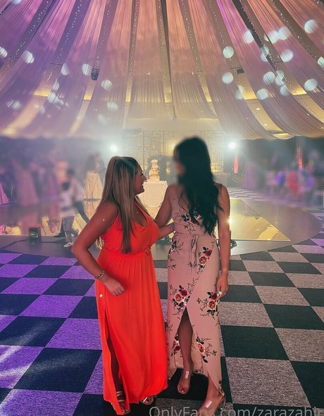 Zara Zahir ポルノスター 画像