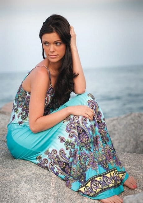 Anabelle Acosta top profile image