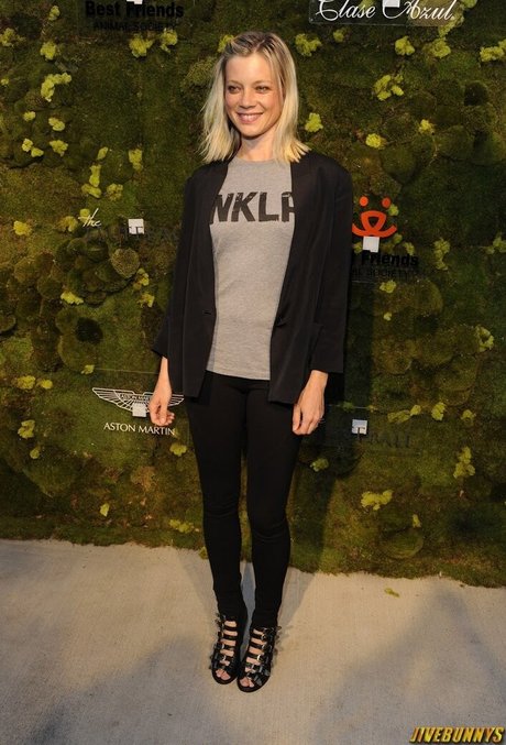 Amy Lysle Smart 独占モデル 写真