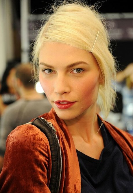 ティーンプッシーOnlyFans ポルノ ギャラリー