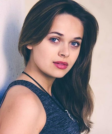 Alyssa Jirrels かわいいスター 写真