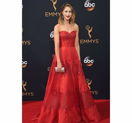 Amanda Crew ヌード女優 写真