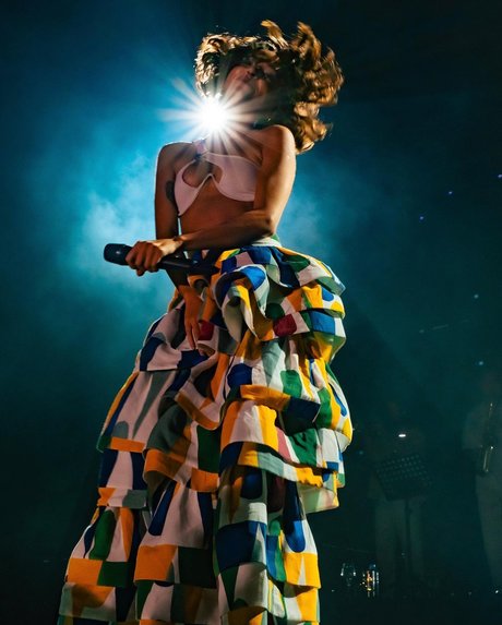 Zeynep Bastik スター ヌード 写真