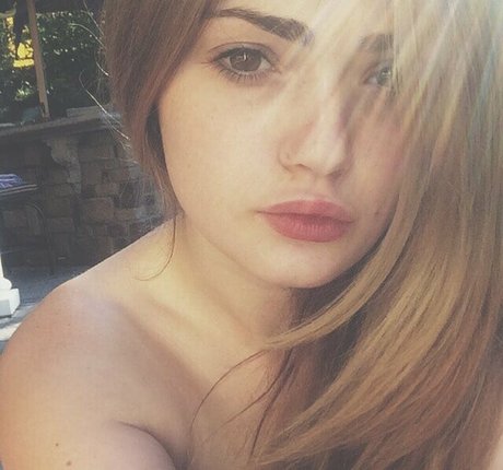 Alexis Raich 限定スター ギャラリー