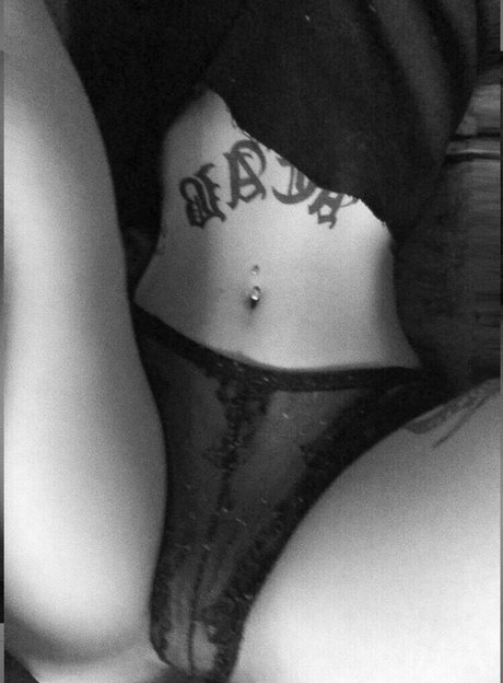 黒檀の小人OnlyFans 無料xxx 写真