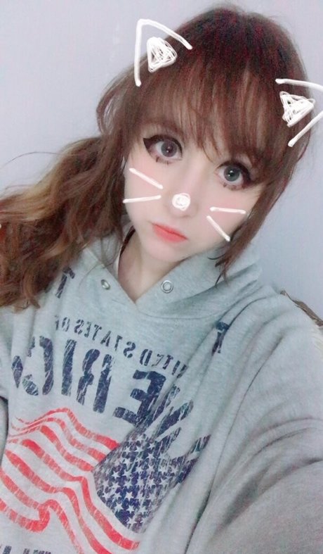 Yssa Aka Pettancakes トップポルノスター 画像