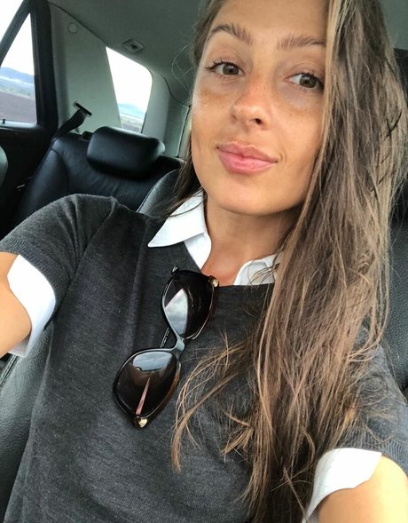 若い熟女OnlyFans 限定 画像