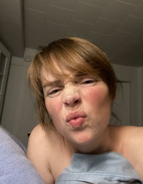 QuebecCougar ポルノスター 裸 写真