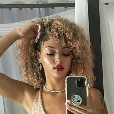 Vanessa Josey profile image