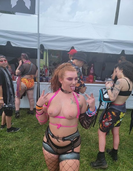 Aleigha James 素敵なモデル アーカイブ