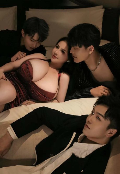 Youyoulama ヌードスター 写真