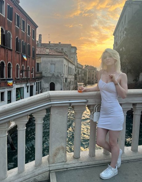 onnawi ポルノスター パーフェクト 写真