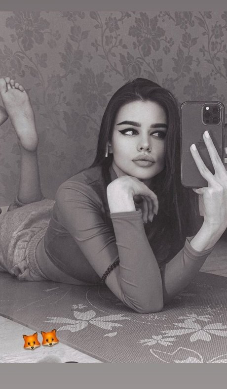 黒人フェムボーイOnlyFans セクシー 写真