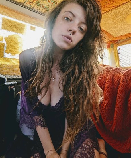 Taye Bae 素敵なポルノスター 写真