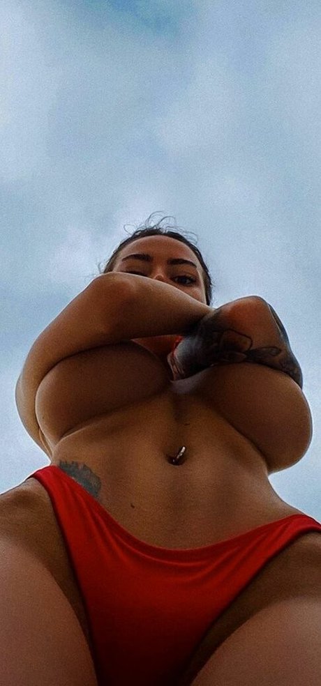 曲線美のティーンズOnlyFans アートヌード 写真