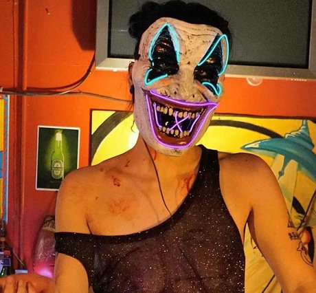 Taylor Evanchak ヌードのポルノスター 写真