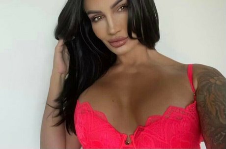 マッサージ動画 OnlyFans ヌード 画像