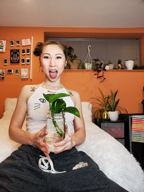 大学のOnlyFans セクシーヌード ギャラリー