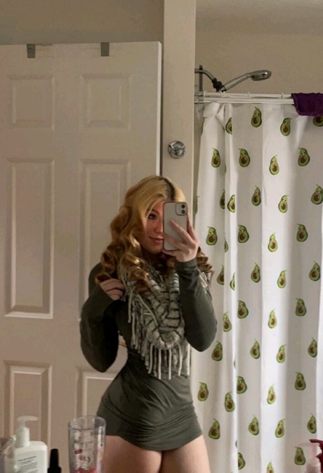 Lauren Suzaanne 無料のポルノスター ギャラリー